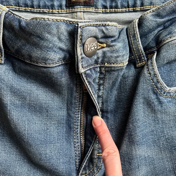 Lee Women's Plus Size Bootcut Jeans 16W Short Mid Rise Blue Denim - Picture 10 of 10